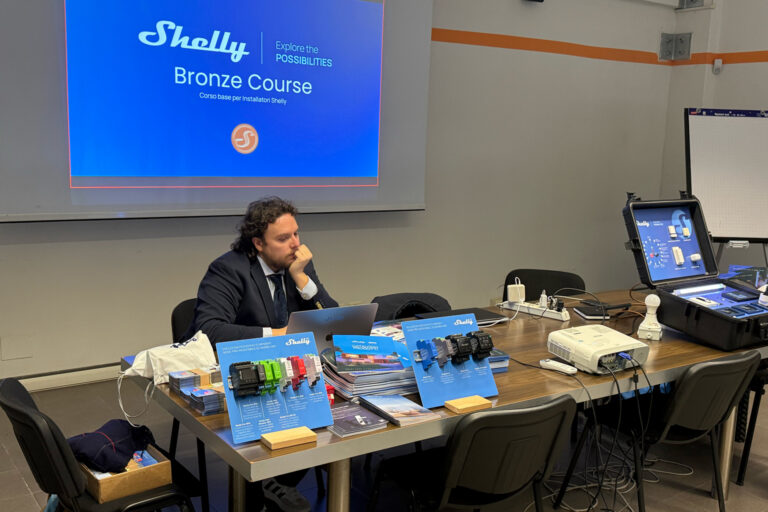 Rexel avvia il piano di formazione su Shelly: prima tappa nella filiale di Bologna